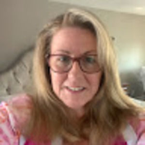 Meet your Posher, Deanna